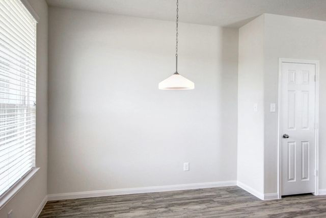 2819 Silver Charm, Houston, TX 77014