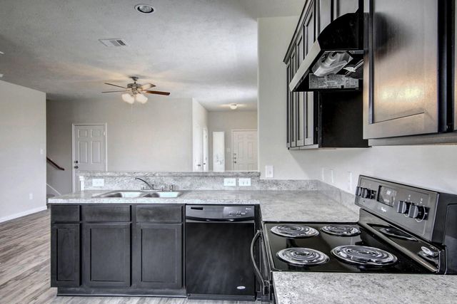 2819 Silver Charm, Houston, TX 77014