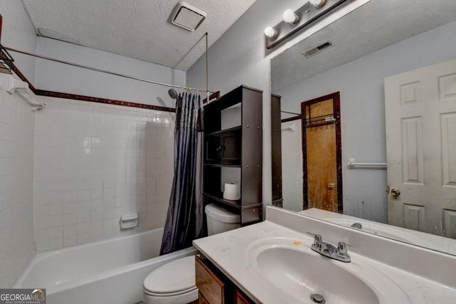 2154 Crystal Lake Drive, Lawrenceville, GA 30044