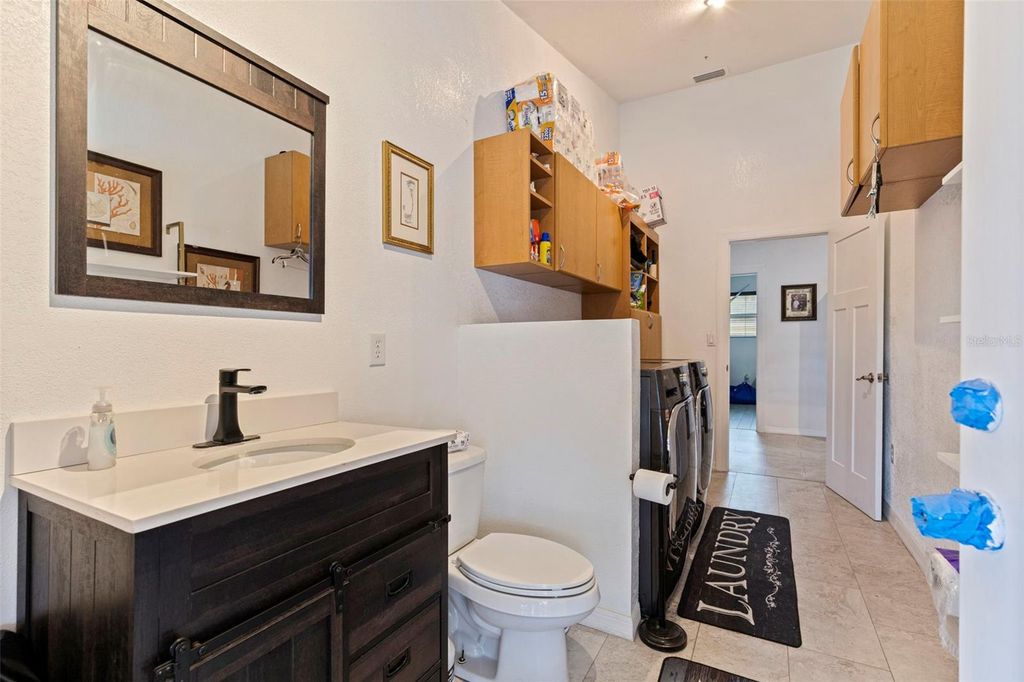 Image 25 of property listing at 649 16TH STREET NW, Largo, FL 33770