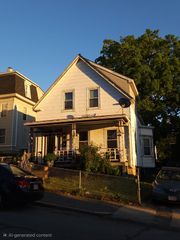 32 Shelby St, Worcester, MA 01605