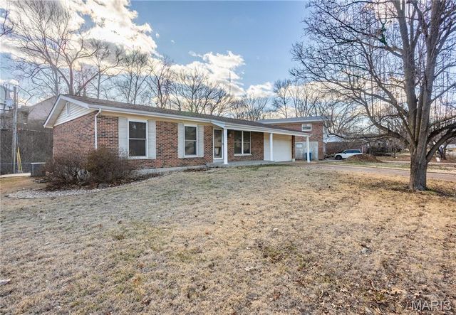 11042 Wylestone Court, Unincorporated, MO 63126