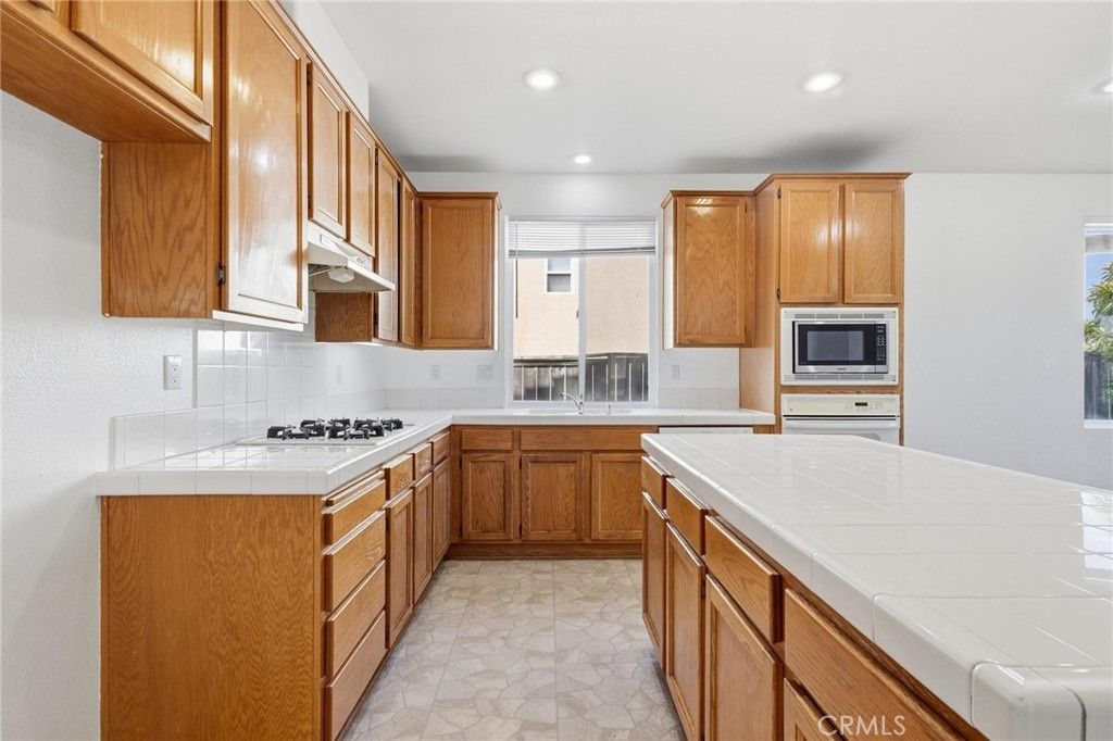 30780 Point Woods Court, Temecula, CA 92591 — photo 5