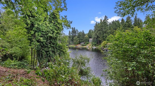 4120 Lake House Lane SE, Olympia, WA 98513