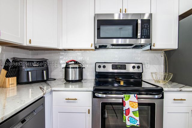 133 SE 2nd, Cape Coral, FL 33990