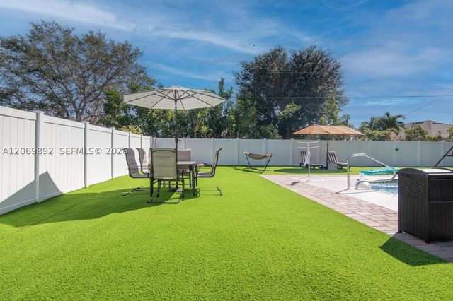 133 SE 2nd, Cape Coral, FL 33990