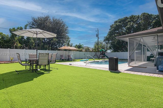 133 SE 2nd, Cape Coral, FL 33990
