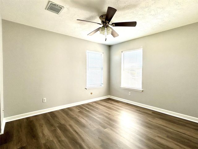 13703 Midfield Glen Court, Houston, TX 77059