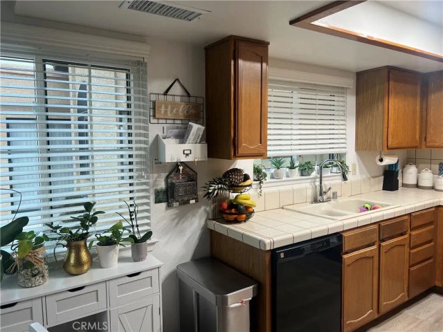 11677 Cedar Court, Apple Valley, CA 92308