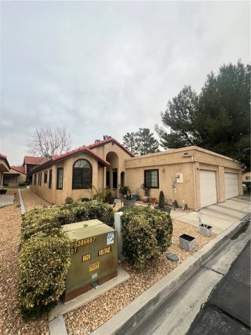 11677 Cedar Court, Apple Valley, CA 92308