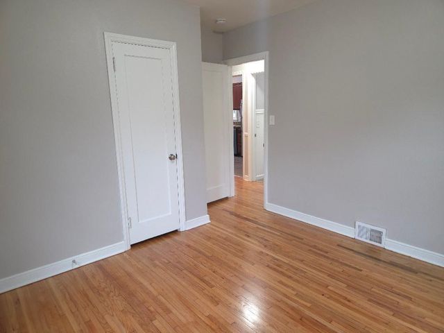 1715 Race Street, Saint Paul, MN 55116