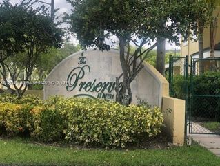 8787 NW 39th St, Sunrise, FL 33351