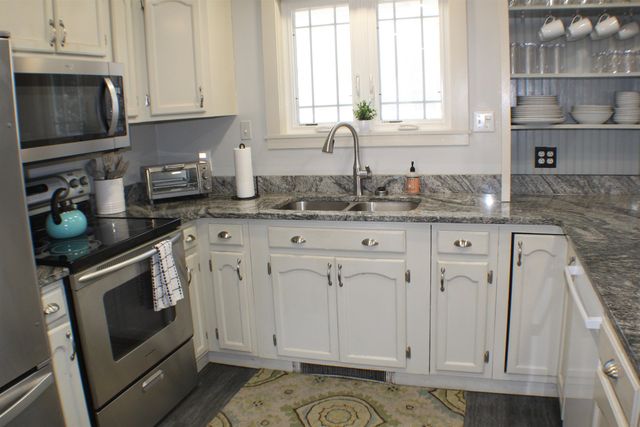 6 Pinecrest Avenue, Berlin, NH 03570