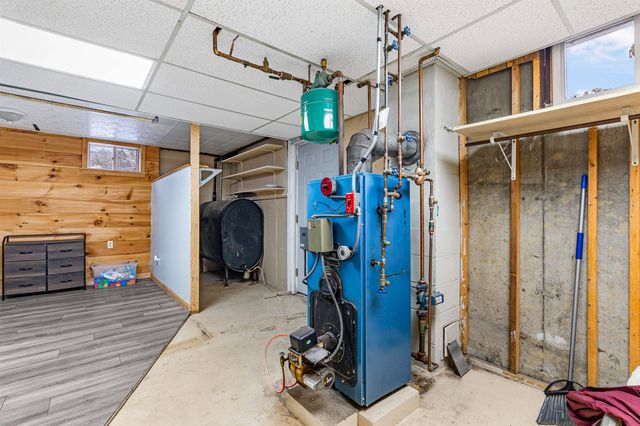 6 Pinecrest Avenue, Berlin, NH 03570