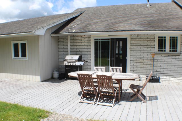 6 Pinecrest Avenue, Berlin, NH 03570