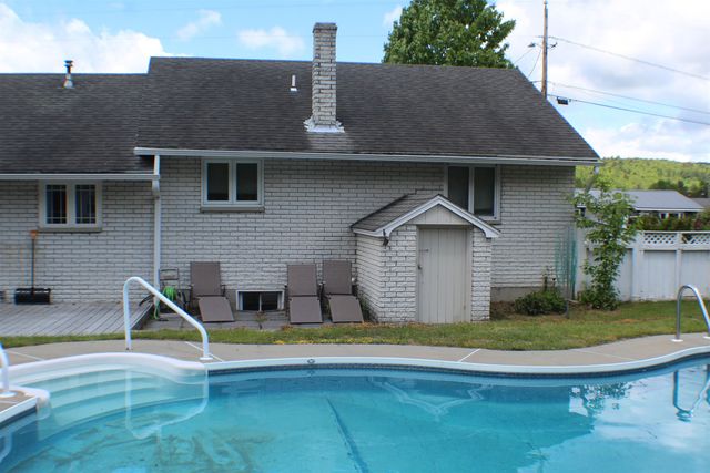 6 Pinecrest Avenue, Berlin, NH 03570