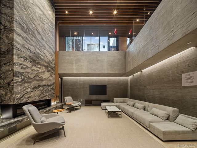 10 Nevins Street 12I, Brooklyn, NY 11217