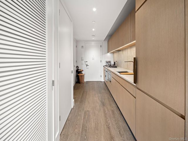 10 Nevins Street 12I, Brooklyn, NY 11217