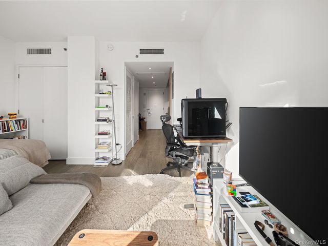 10 Nevins Street 12I, Brooklyn, NY 11217
