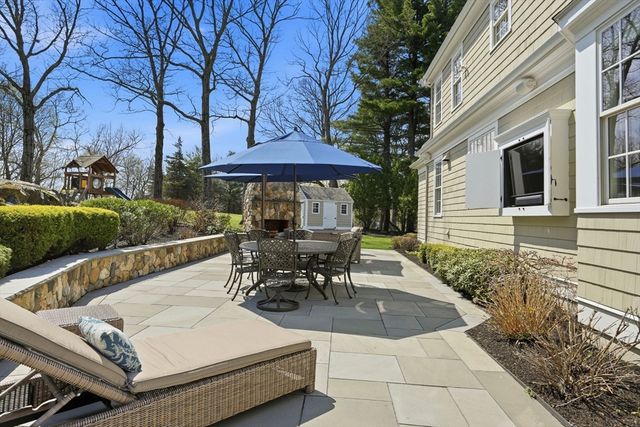 21 Chadbourne Road, Lexington, MA 02421