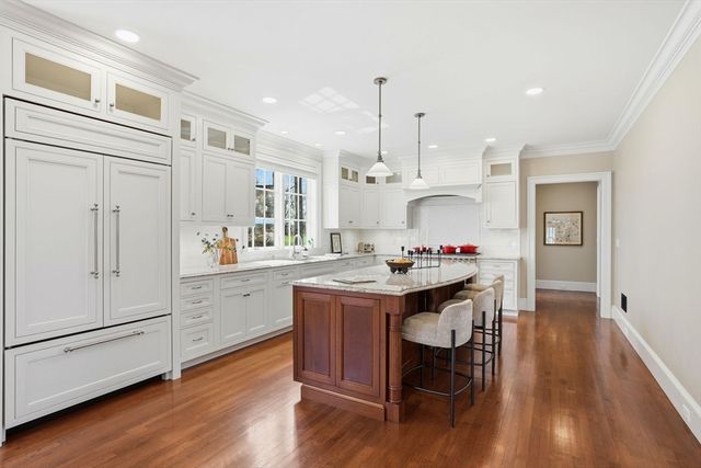 21 Chadbourne Road, Lexington, MA 02421