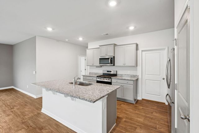 689 Ladywood Drive, Summerville, SC 29486