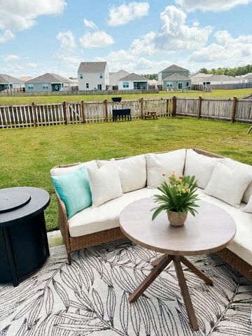689 Ladywood Drive, Summerville, SC 29486