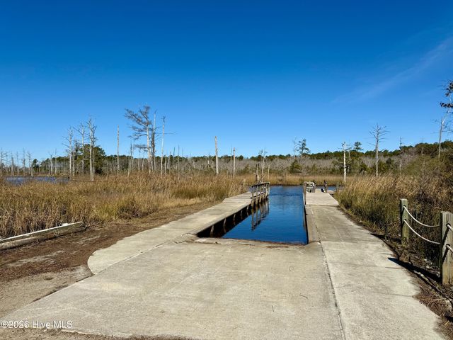 325 Levies Landing SW, Supply, NC 28462