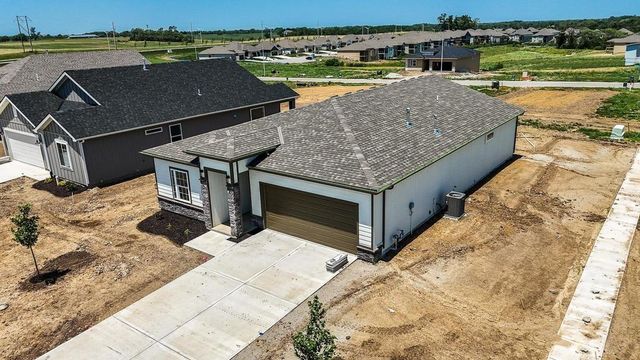 32710 W 176th Terrace, Gardner, KS 66030