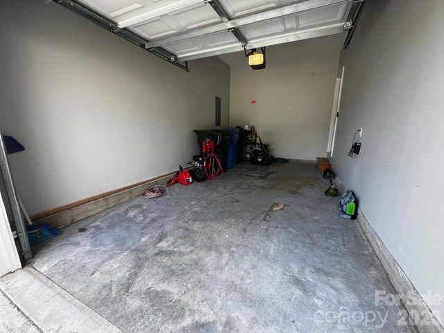 131 High Bluff Circle, Mooresville, NC 28115