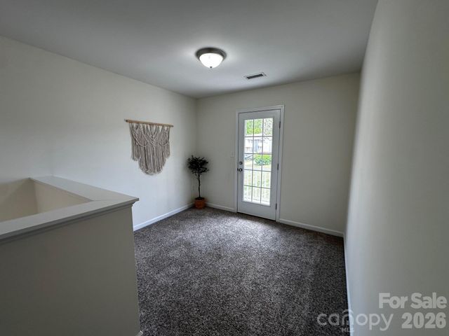 131 High Bluff Circle, Mooresville, NC 28115