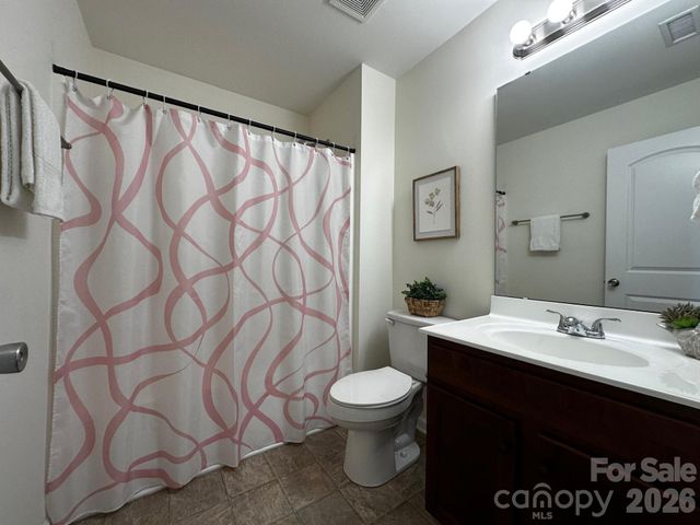 131 High Bluff Circle, Mooresville, NC 28115