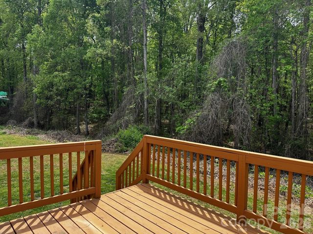 131 High Bluff Circle, Mooresville, NC 28115