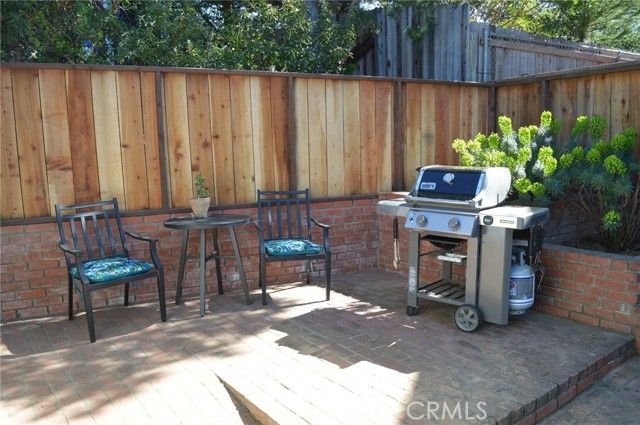 5198 Whitehall Avenue, Cambria, CA 93428