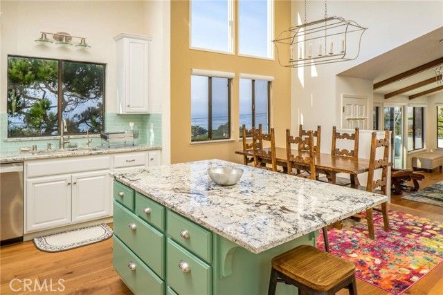 5198 Whitehall Avenue, Cambria, CA 93428