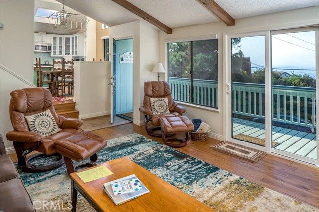 5198 Whitehall Avenue, Cambria, CA 93428