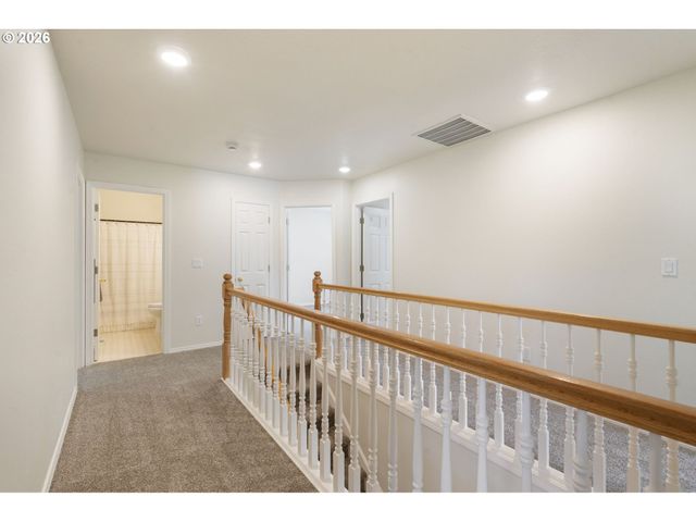 21565 Sw ROELLICH Ave, Sherwood, OR 97140