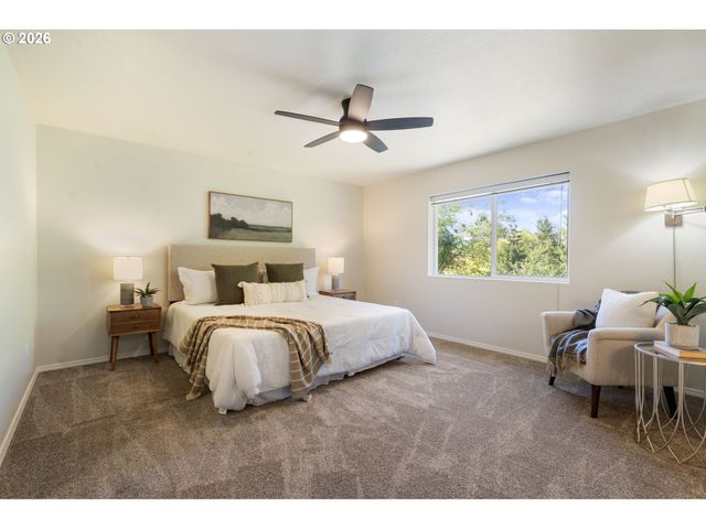 21565 Sw ROELLICH Ave, Sherwood, OR 97140