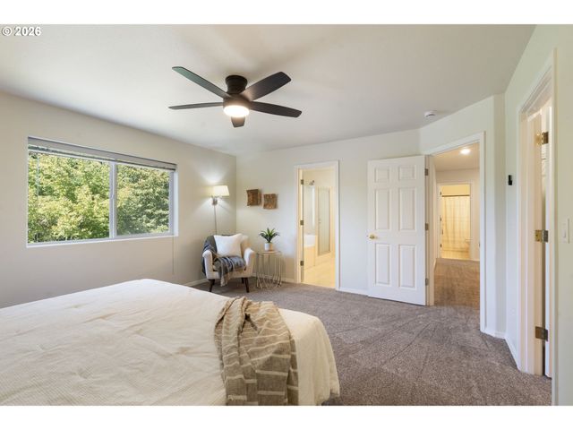 21565 Sw ROELLICH Ave, Sherwood, OR 97140