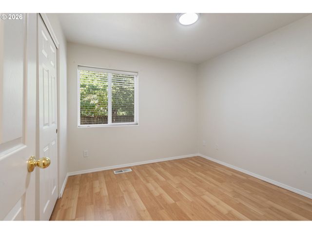21565 Sw ROELLICH Ave, Sherwood, OR 97140