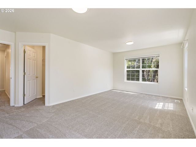 21565 Sw ROELLICH Ave, Sherwood, OR 97140