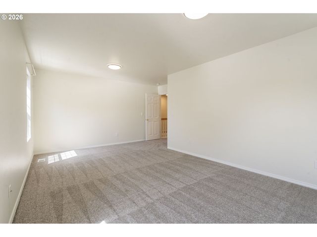 21565 Sw ROELLICH Ave, Sherwood, OR 97140