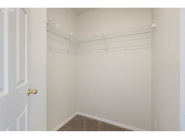 21565 Sw ROELLICH Ave, Sherwood, OR 97140