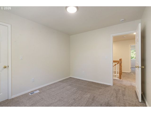 21565 Sw ROELLICH Ave, Sherwood, OR 97140