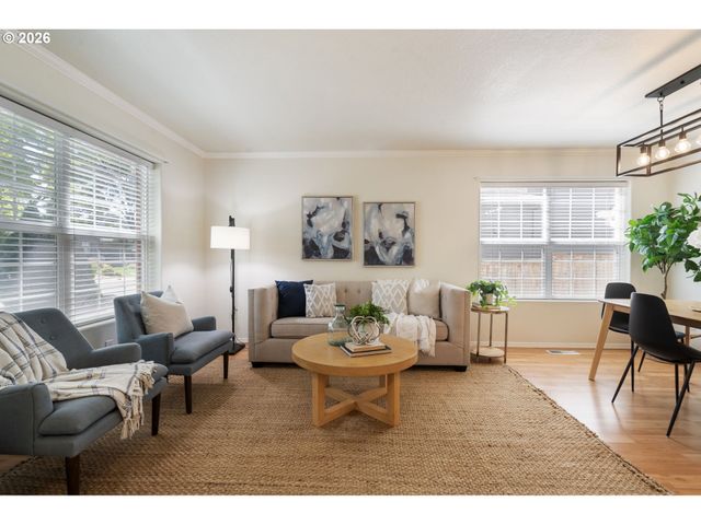 21565 Sw ROELLICH Ave, Sherwood, OR 97140
