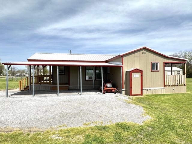 102 Worthy Street, Donie, TX 75838