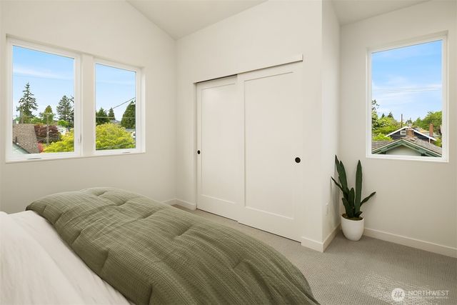 7062 Cleopatra Place NW, Seattle, WA 98117