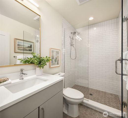 7062 Cleopatra Place NW, Seattle, WA 98117