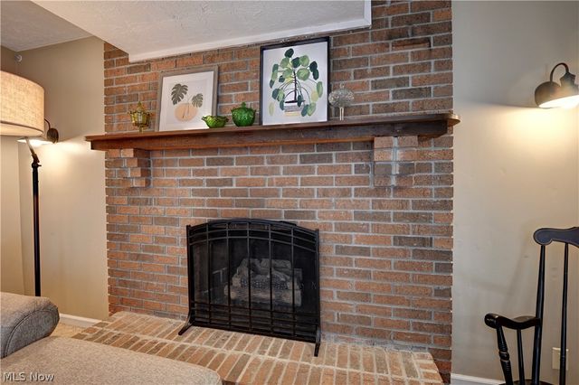 4528 Greenmeadow Avenue NW, Canton, OH 44709