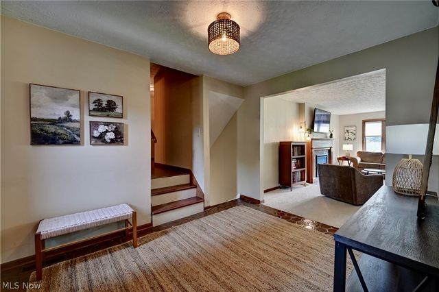 4528 Greenmeadow Avenue NW, Canton, OH 44709